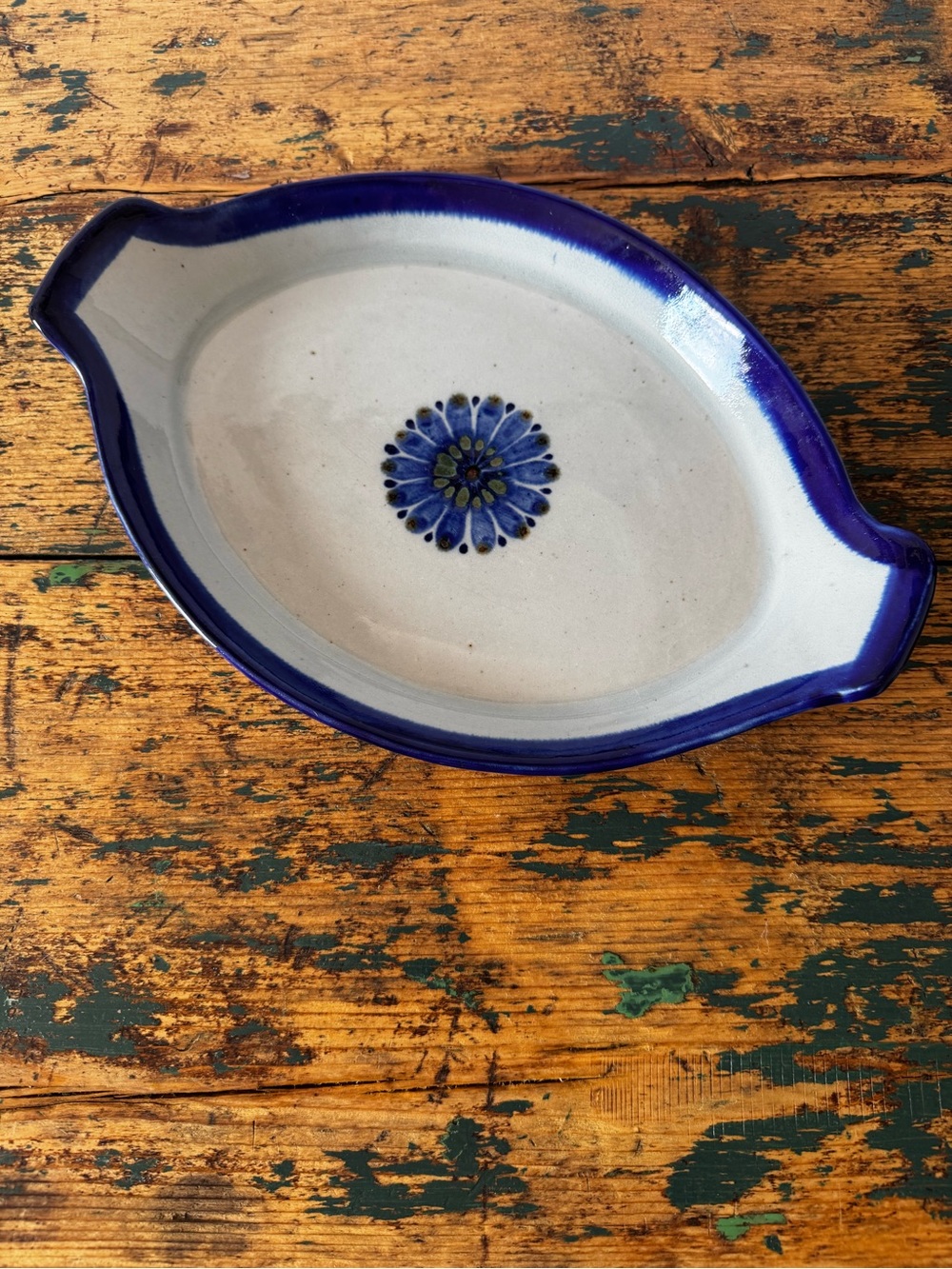 Blue-Trim Ceramic Serving Platter with Floral Medallion #1